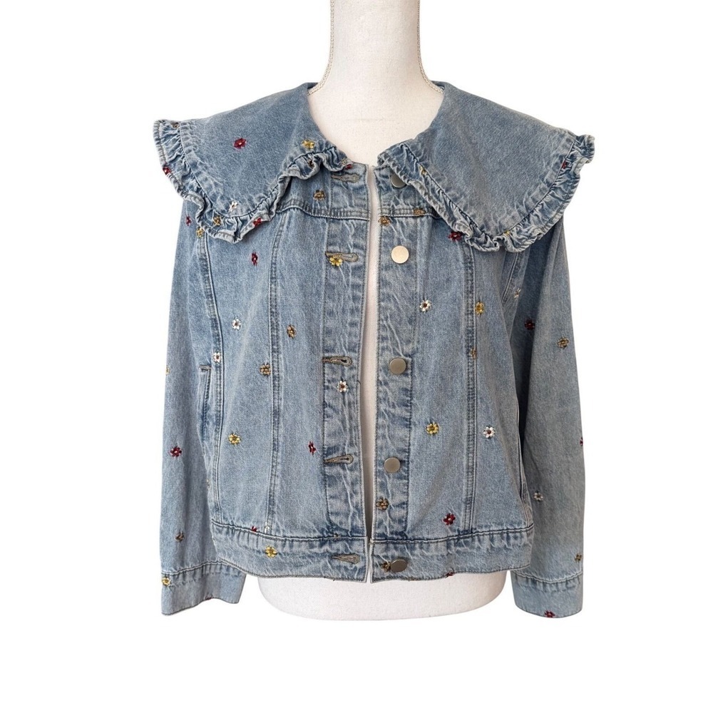 MABLE Floral Embroidered Denim Jacket Ruffle Collar Light Wash Blue Small NEW